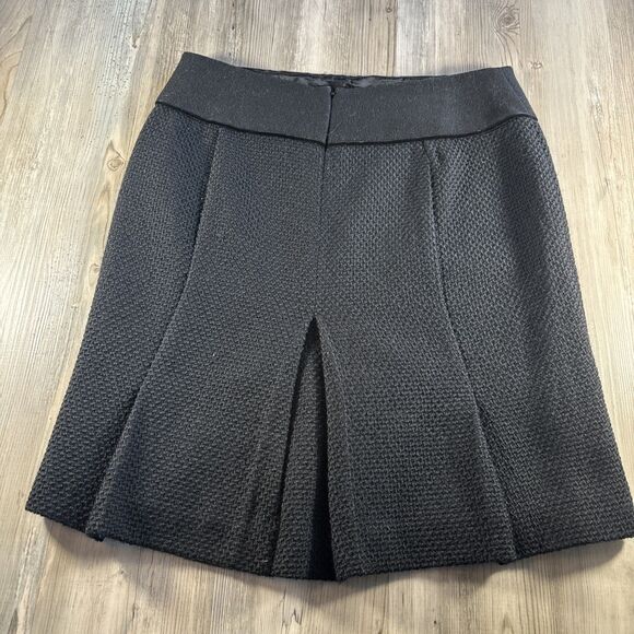 Ann Taylor Black Lined Slight A Line Mini Skirt Back Zipper Size 6 - Picture 2 of 7